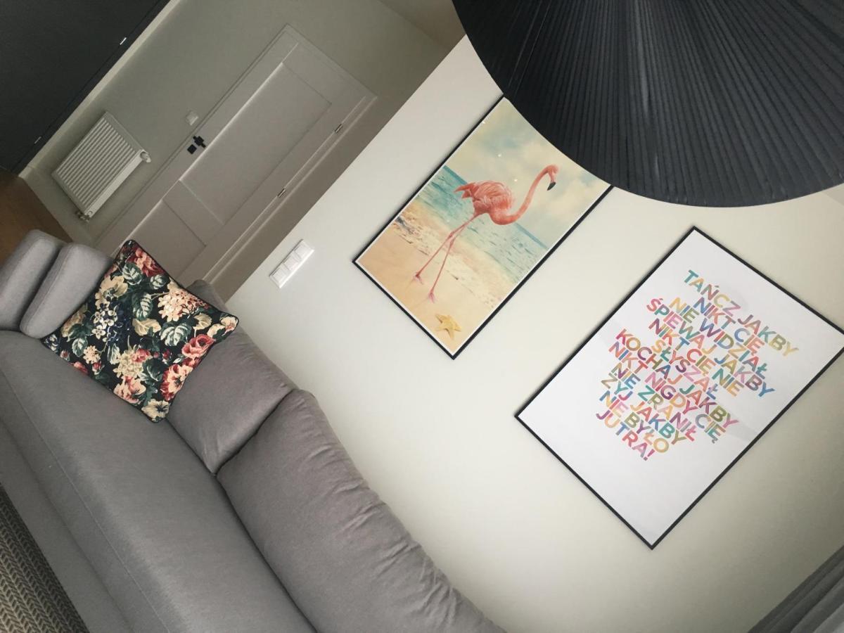 One Apartment เชรม ภายนอก รูปภาพ