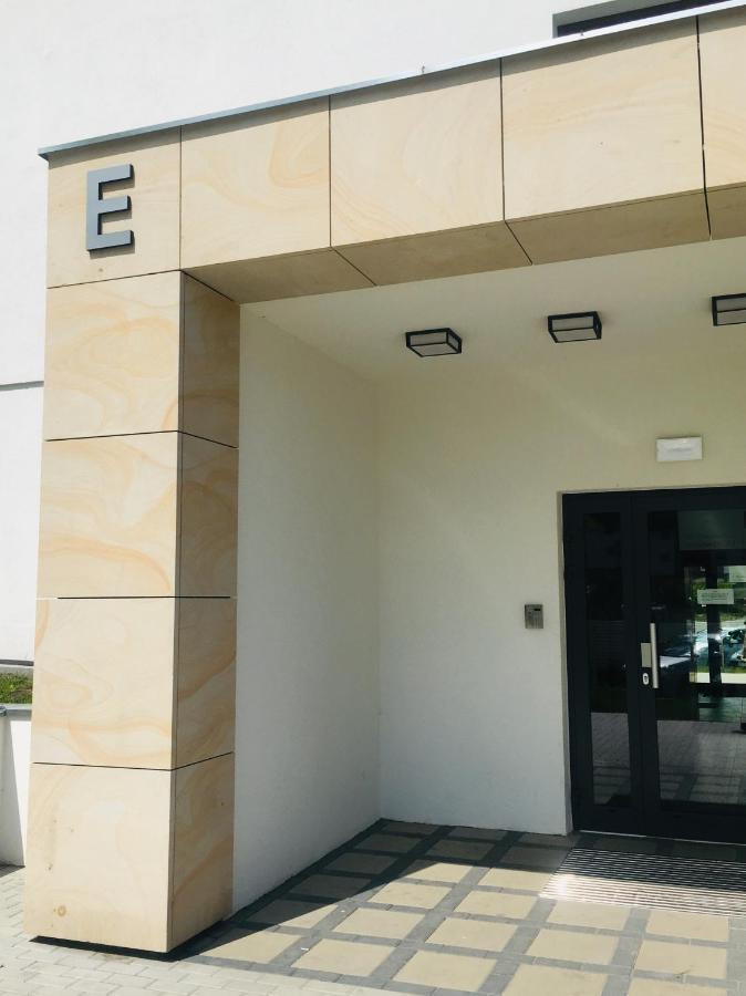 One Apartment เชรม ภายนอก รูปภาพ